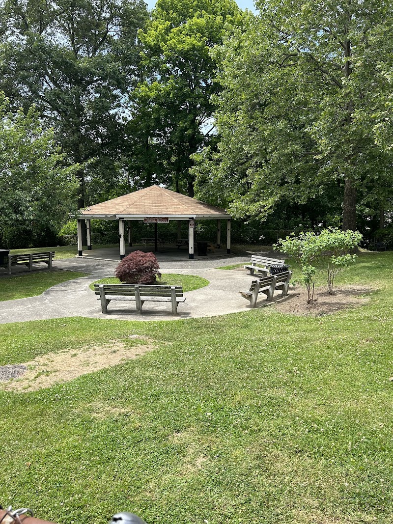 Pocantico Park photo 3