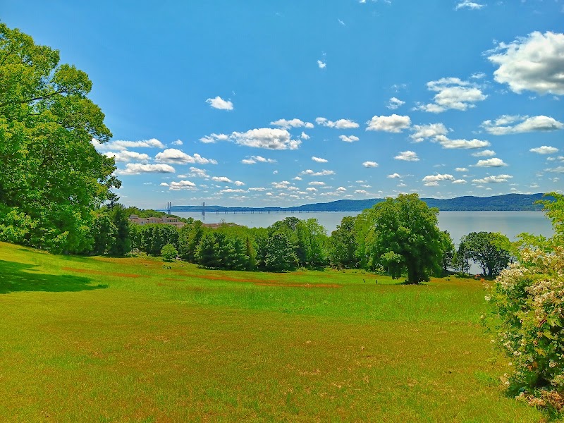 Rockefeller State Park Preserve - Rockwood Hall Entrance photo 3