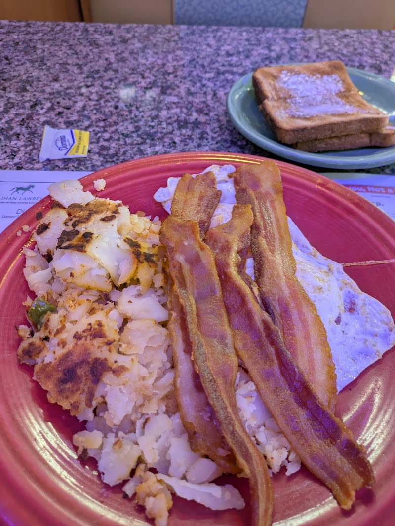 Mohegan Diner photo 5