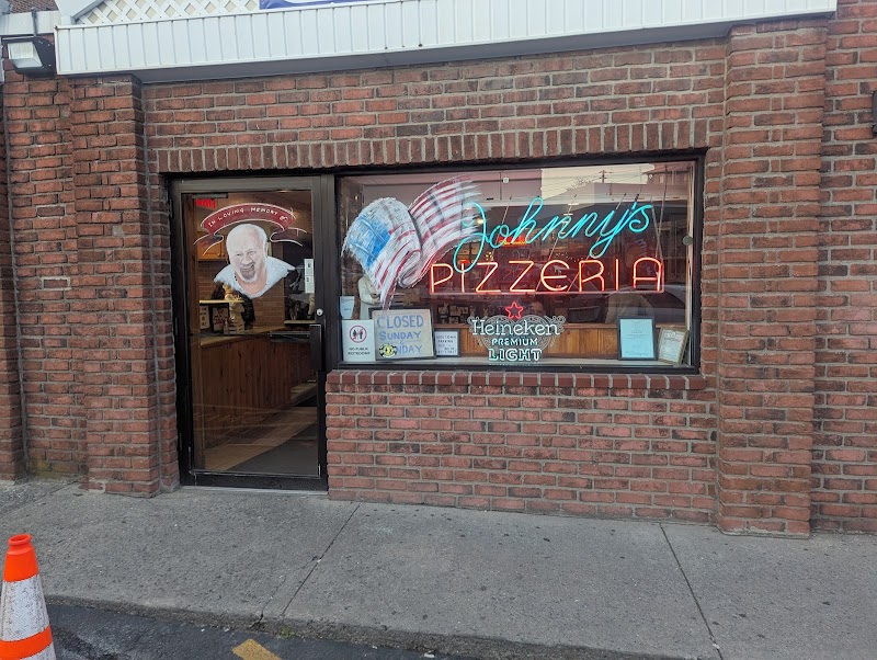 Johnny's Pizzeria photo 4