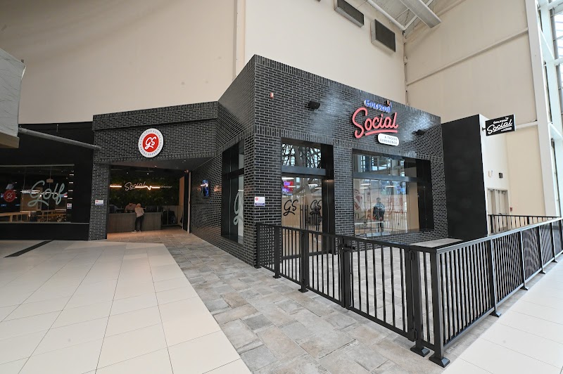 Golfzon Social - Palisades Center photo 4