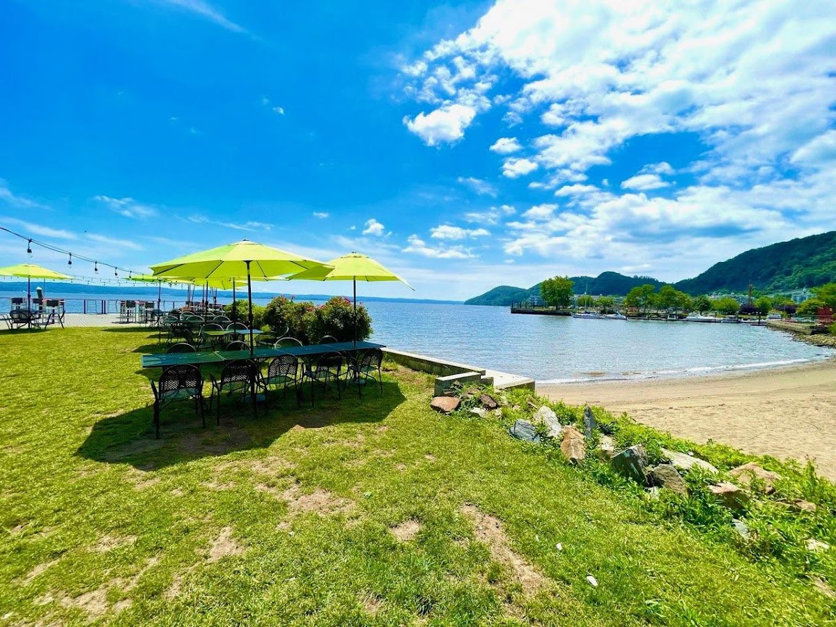 Don Coqui On The Hudson photo 3