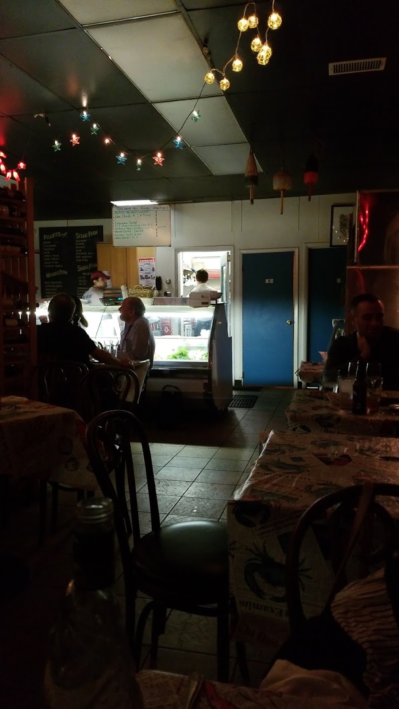 Conte's Fish Market & Restaurant photo 4