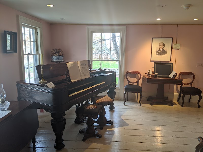 Horace Greeley House photo 5