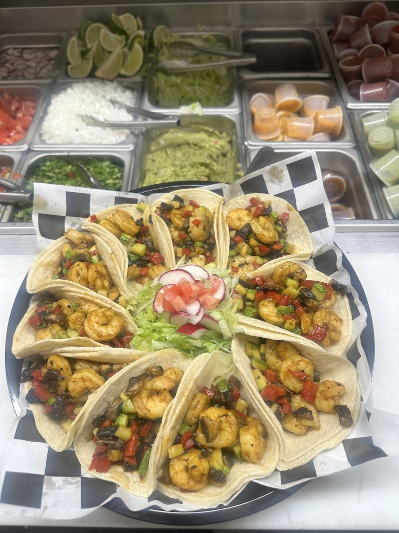 Los Ferchos Deli & Grocery photo 4