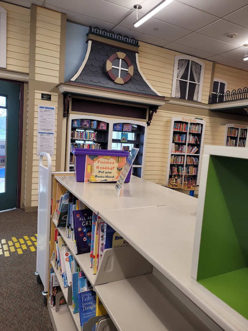 Mount Kisco Public Library photo 4