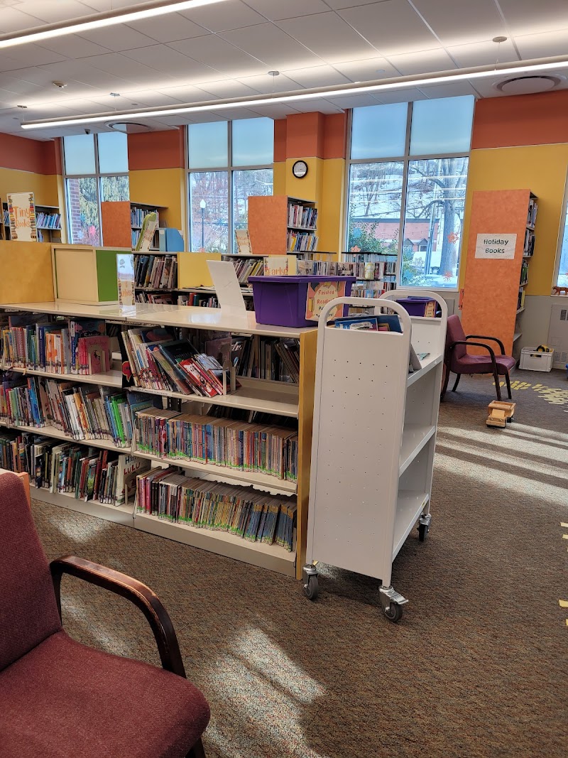 Mount Kisco Public Library photo 5