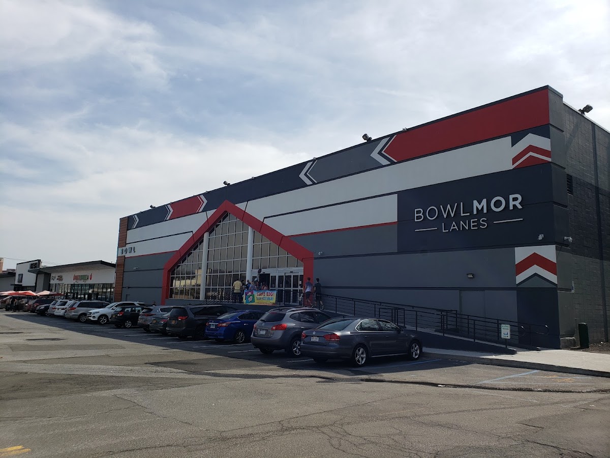 Bowlero White Plains photo 2