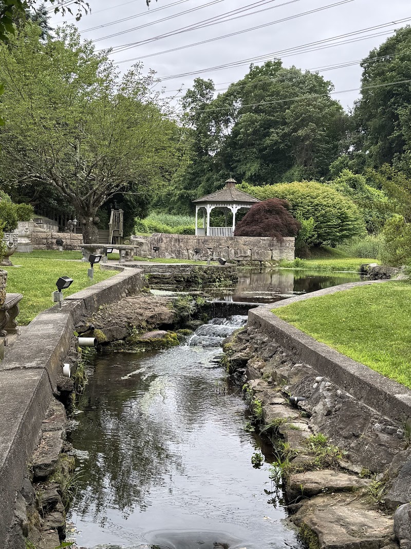 Travelers Rest photo 2