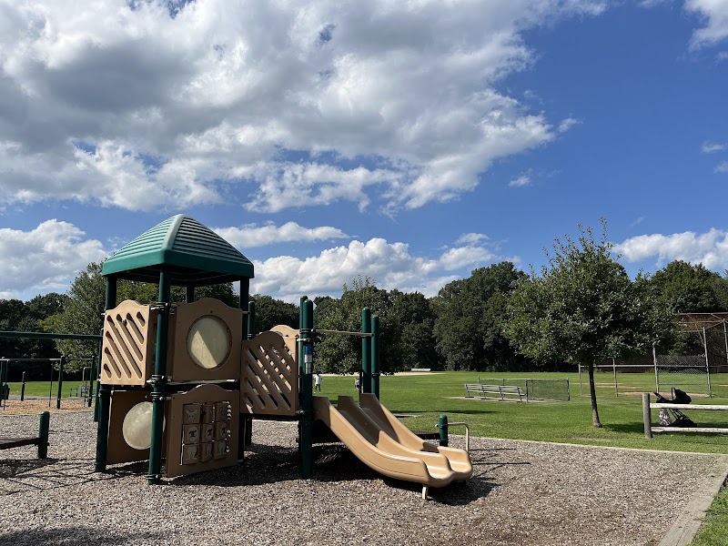 Greenacres Park photo 2