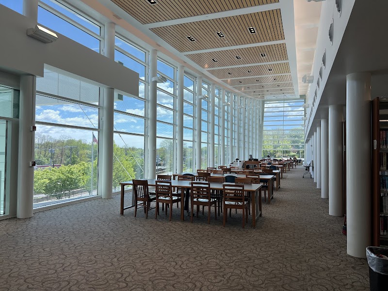 Greenburgh Public Library photo 3