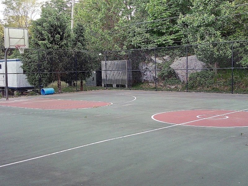 Brentwood Baseball Field and Park photo 5
