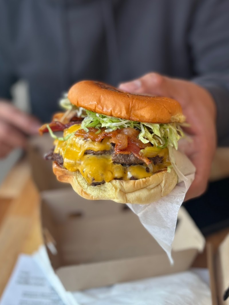 Urge Burger photo 3