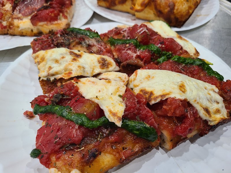 Trio Pizza photo 4