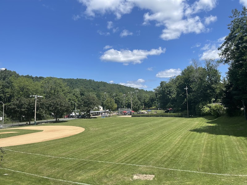Broadway Field photo 2