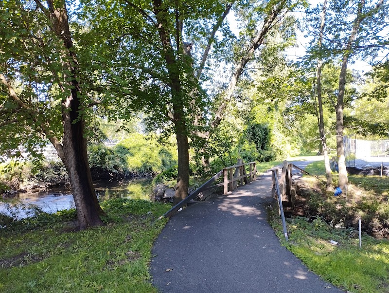 Bronx River Park photo 2