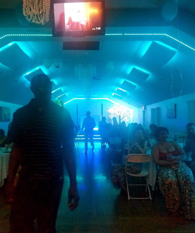 Crystal Hall photo 5