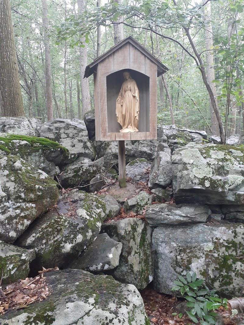 St. Paul’s Chapel Trail photo 4