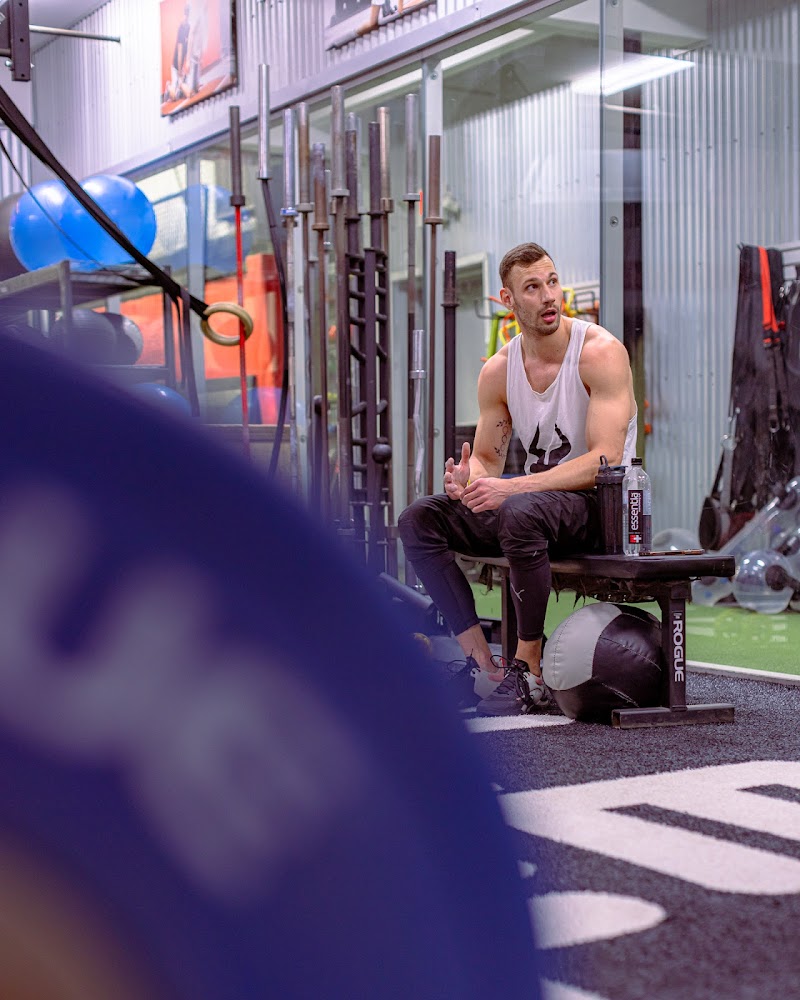 Athletes Warehouse photo 4