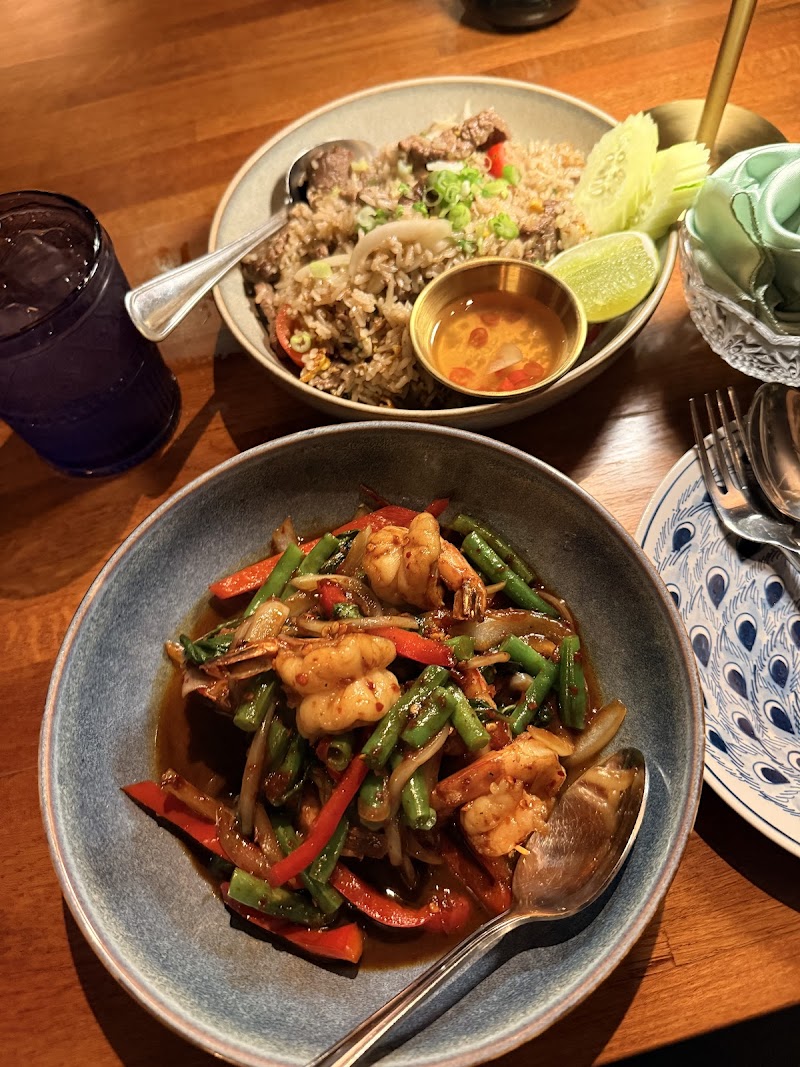 Atit Thai photo 3