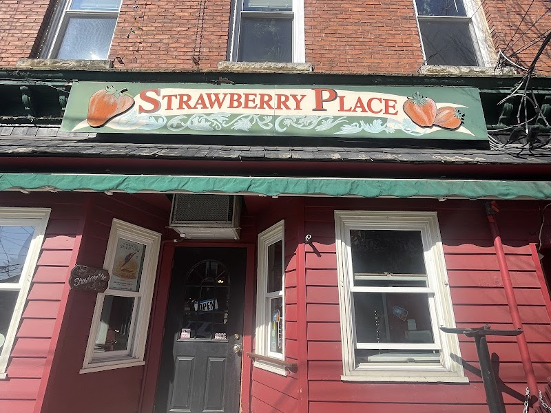 Strawberry Place photo 3