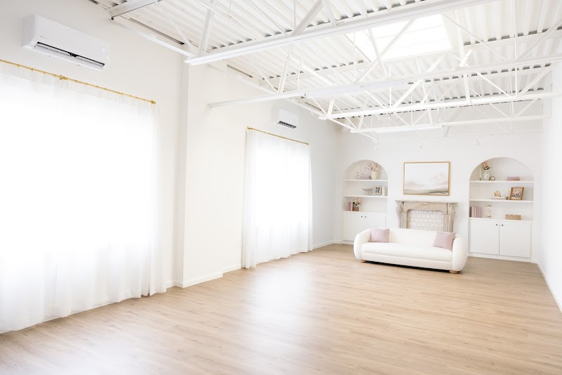 Studio 405 photo 3