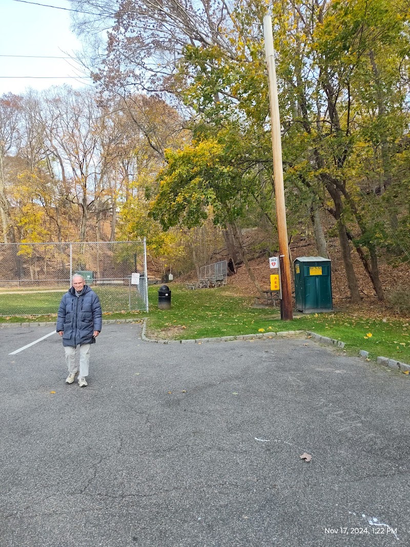 Duckpond Park Playground photo 2
