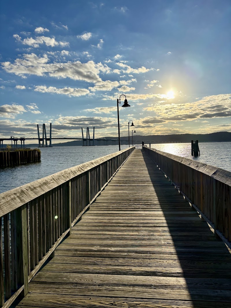 Hudson Farmer & The Fish Restaurant photo 3