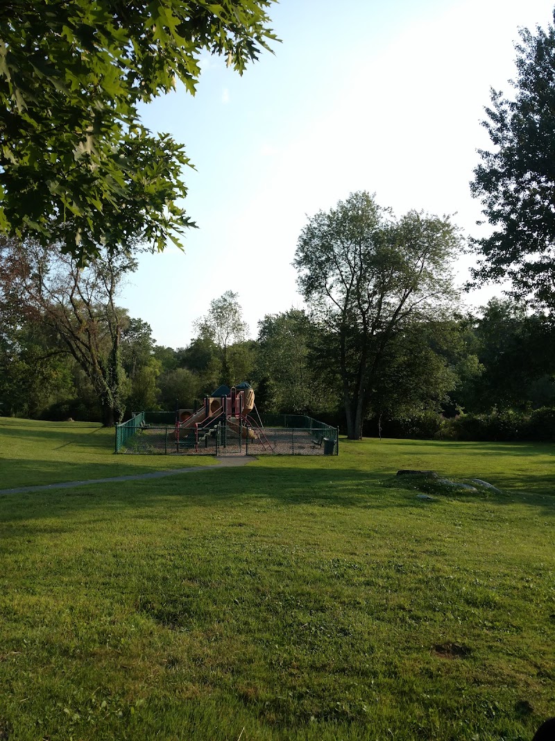 Junior Lake Park photo 2