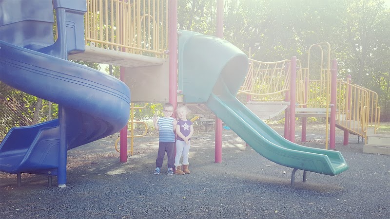 Sycamore Park photo 5