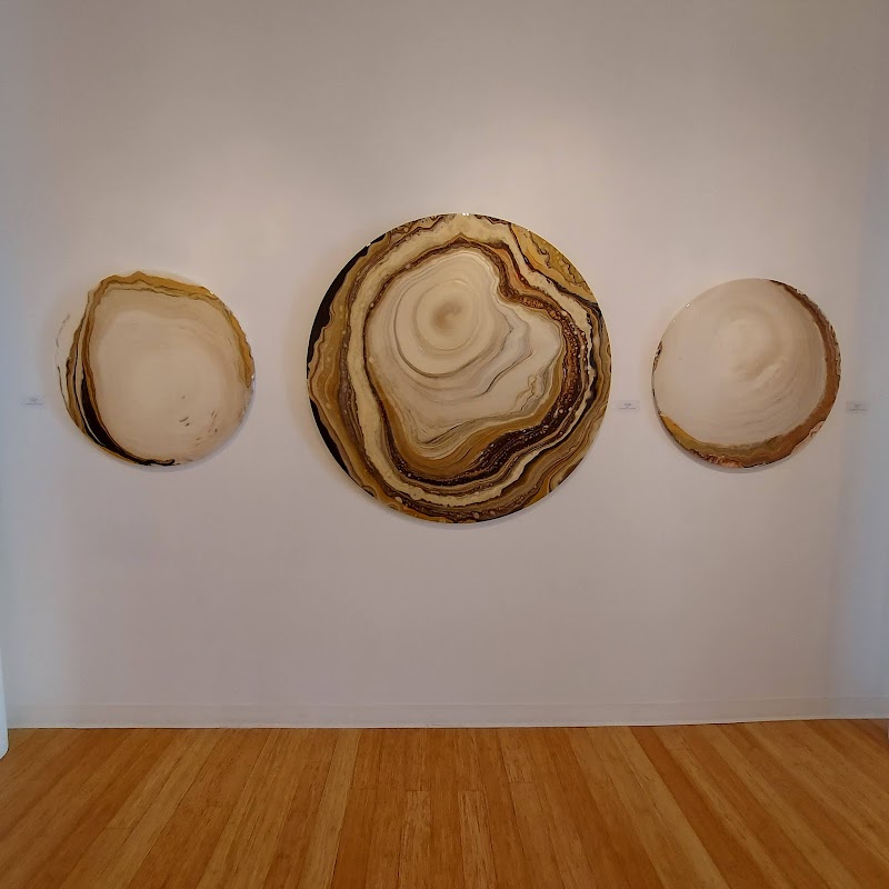 URBAN STUDIO UNBOUND photo 3