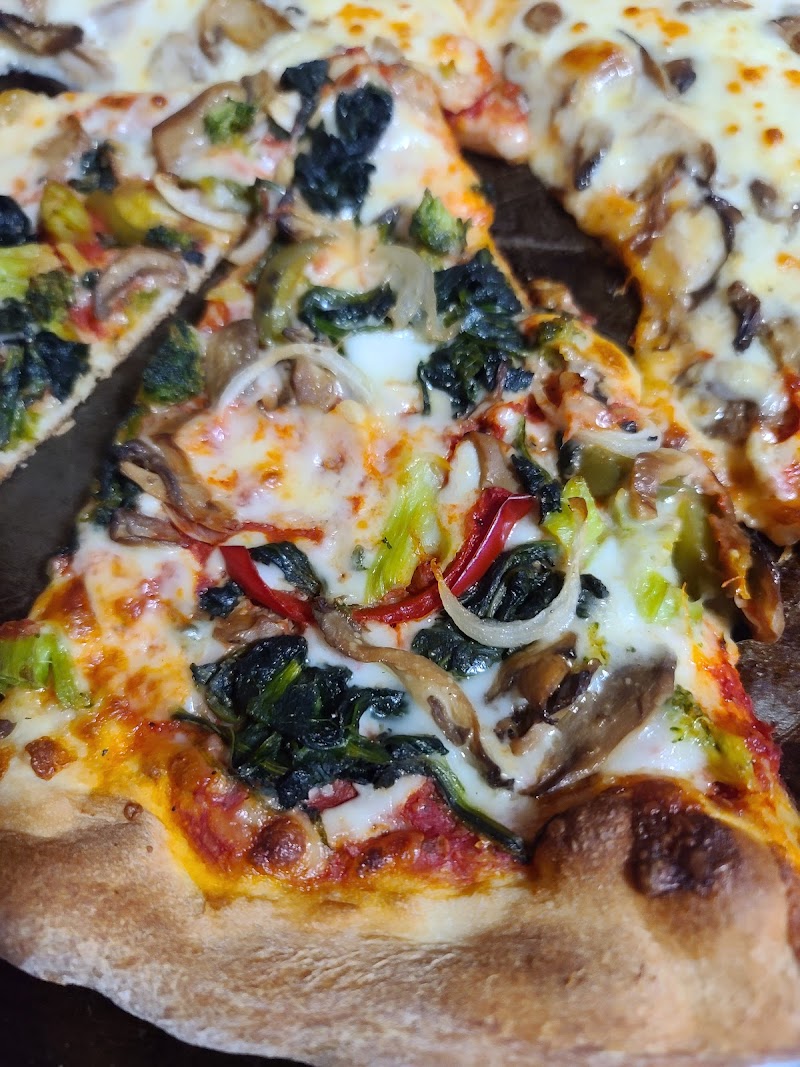 Azteca Pizzeria photo 2
