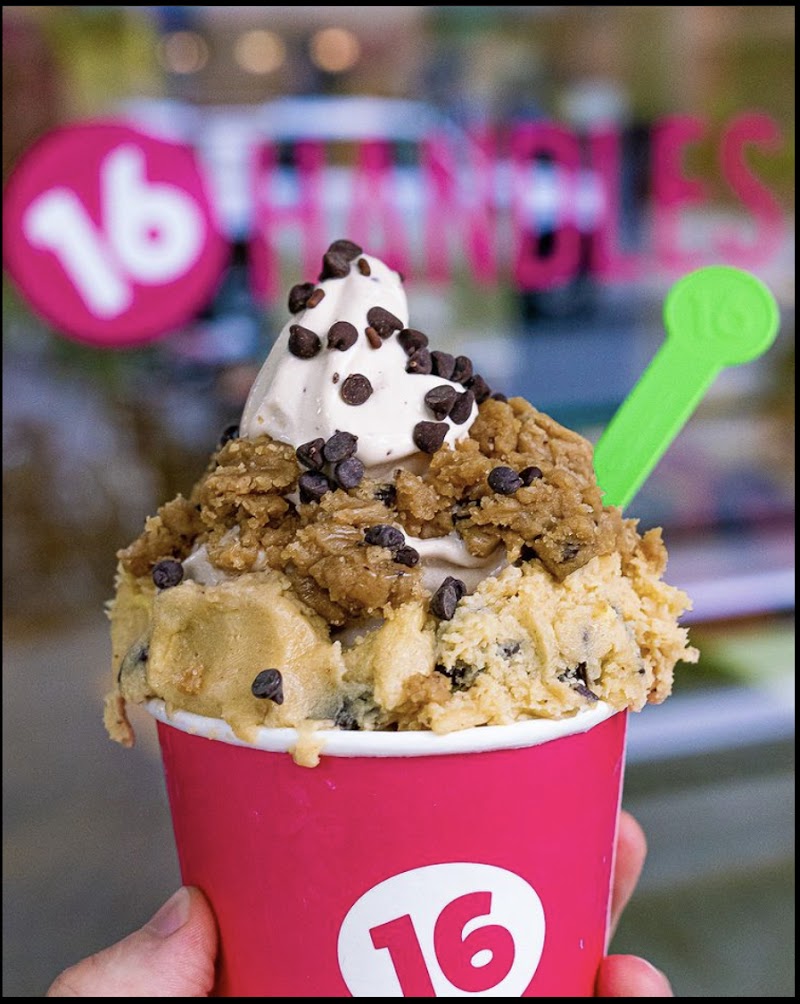 16 Handles photo 4