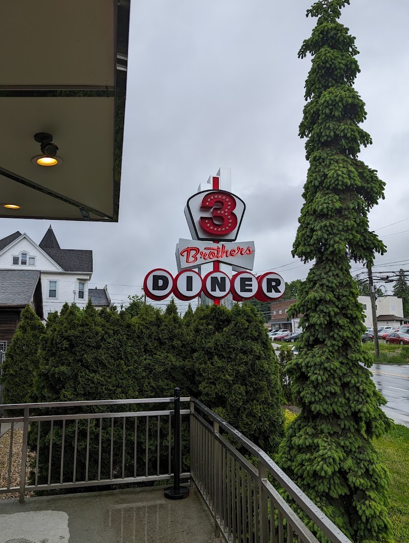 3 Brothers Diner photo 4