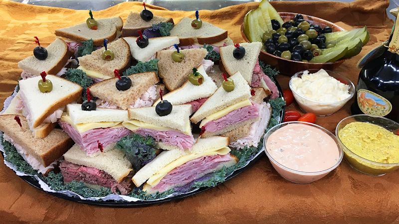 435 Manhasset Deli photo 2