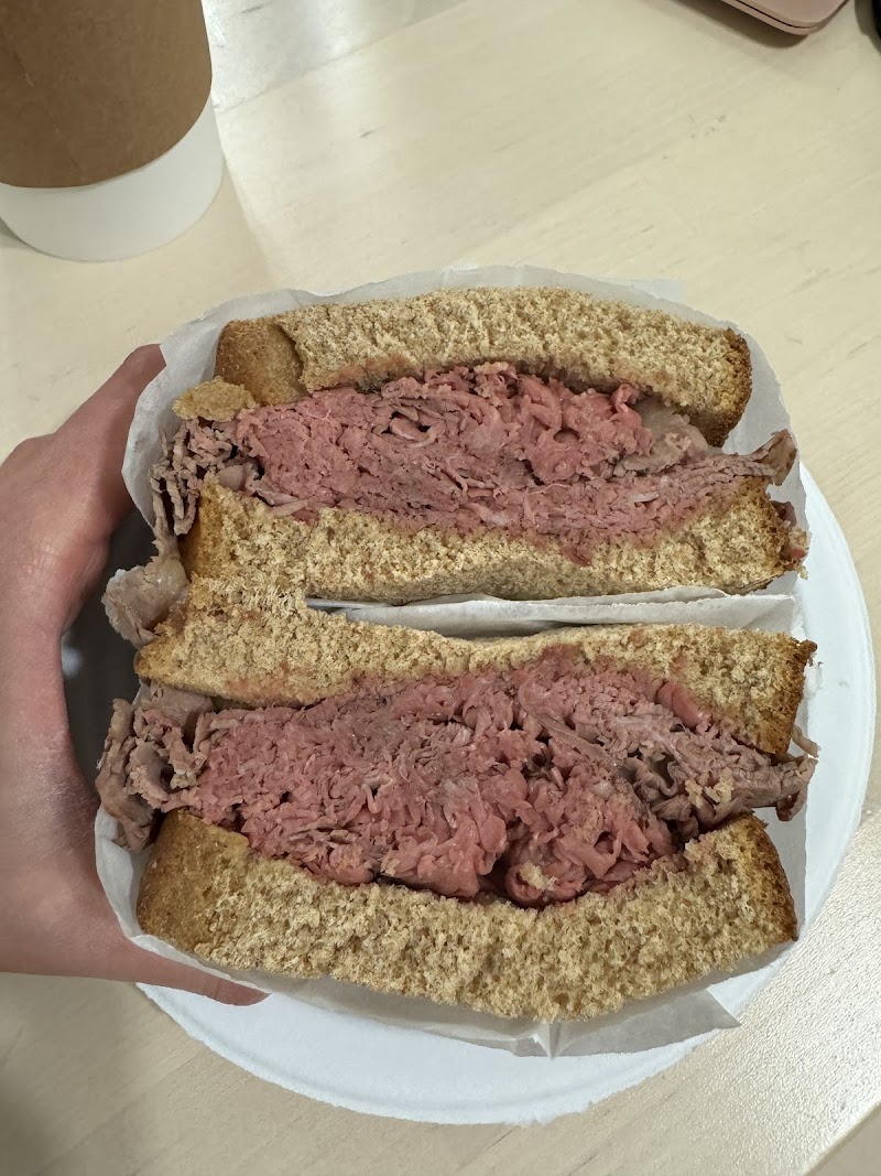 435 Manhasset Deli photo 4