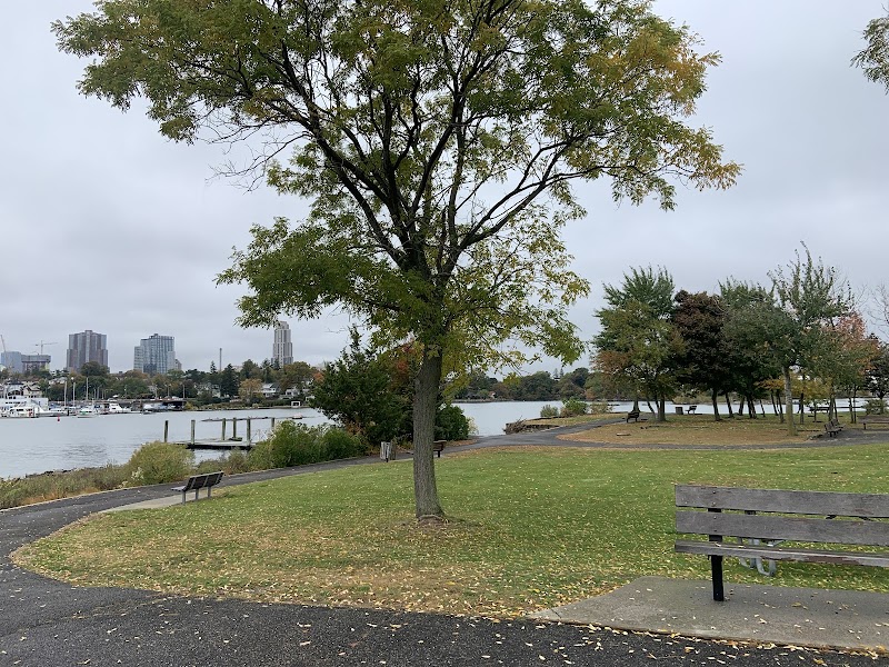 5 island park walkway photo 2