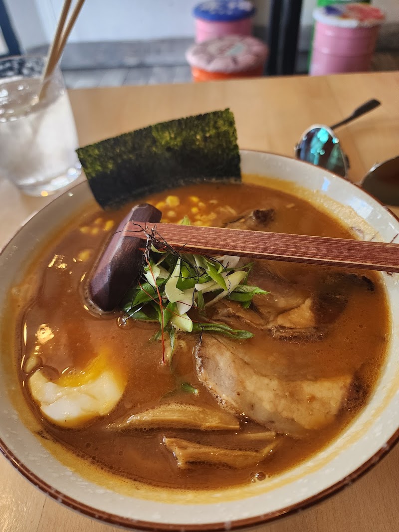 8 RAMEN photo 5