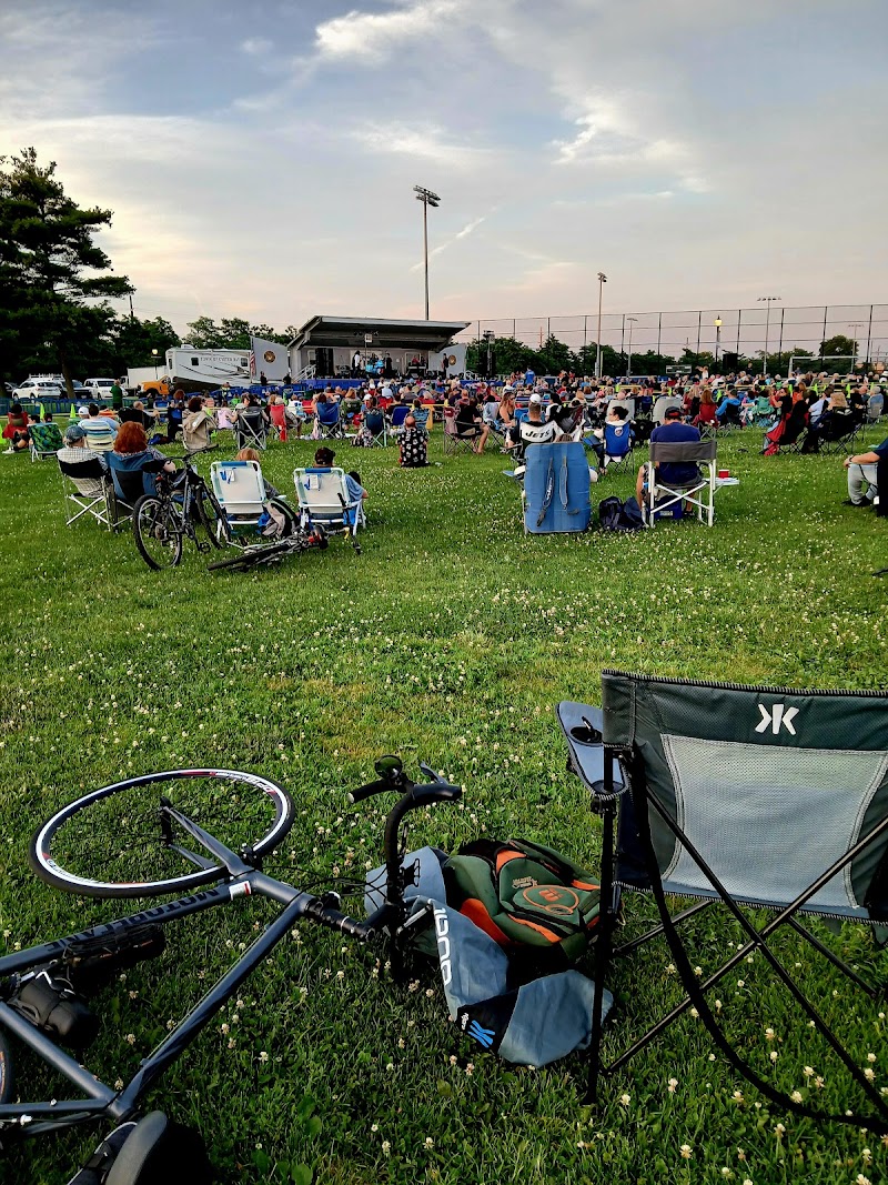 Allen Park - Farmingdale photo 3