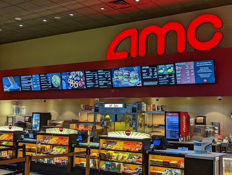 AMC Levittown 10 photo 2