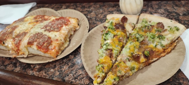 American Pie Pizzeria - Bridgehampton photo 4