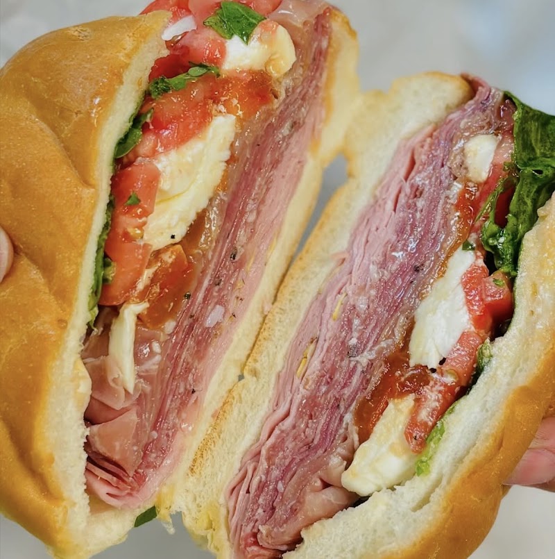 Angelina’s Italian Deli photo 4