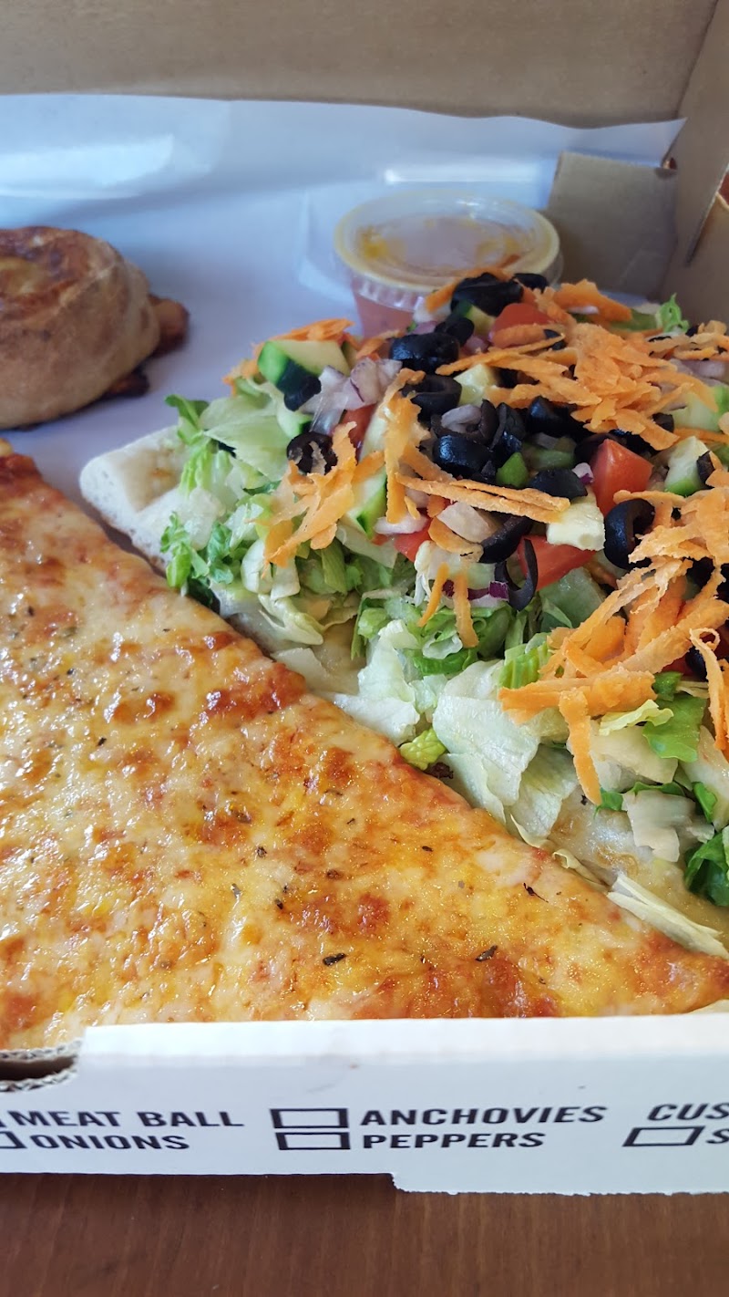 Anna's Pizza of E Northport photo 4