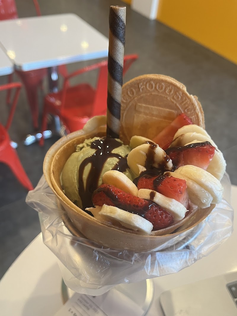 Arnor Crepes & Bubble Tea Stony Brook photo 3