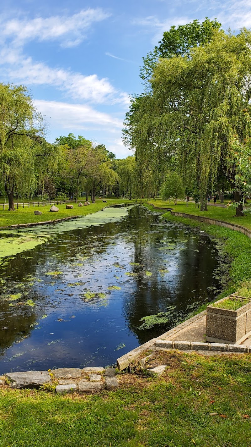 Arthur J. Hendrickson Park photo 4