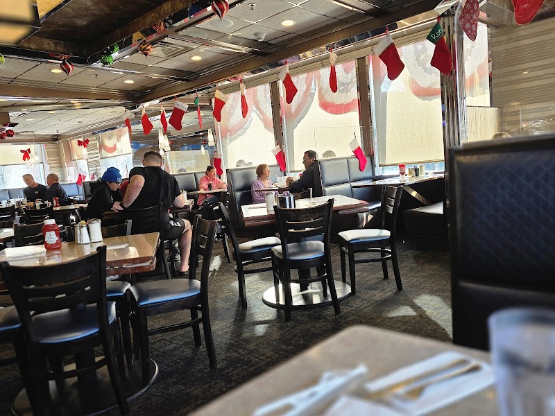 Atlantis Diner photo 3