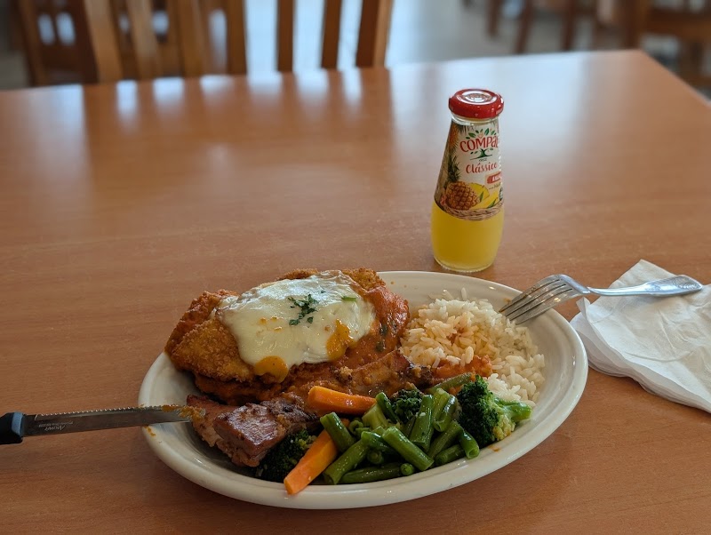 Avenida Restaurant photo 2