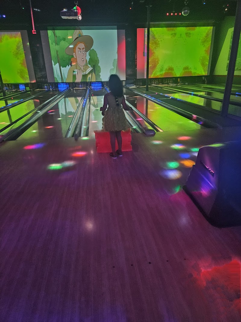 B1 Strike Bowling and Games photo 5