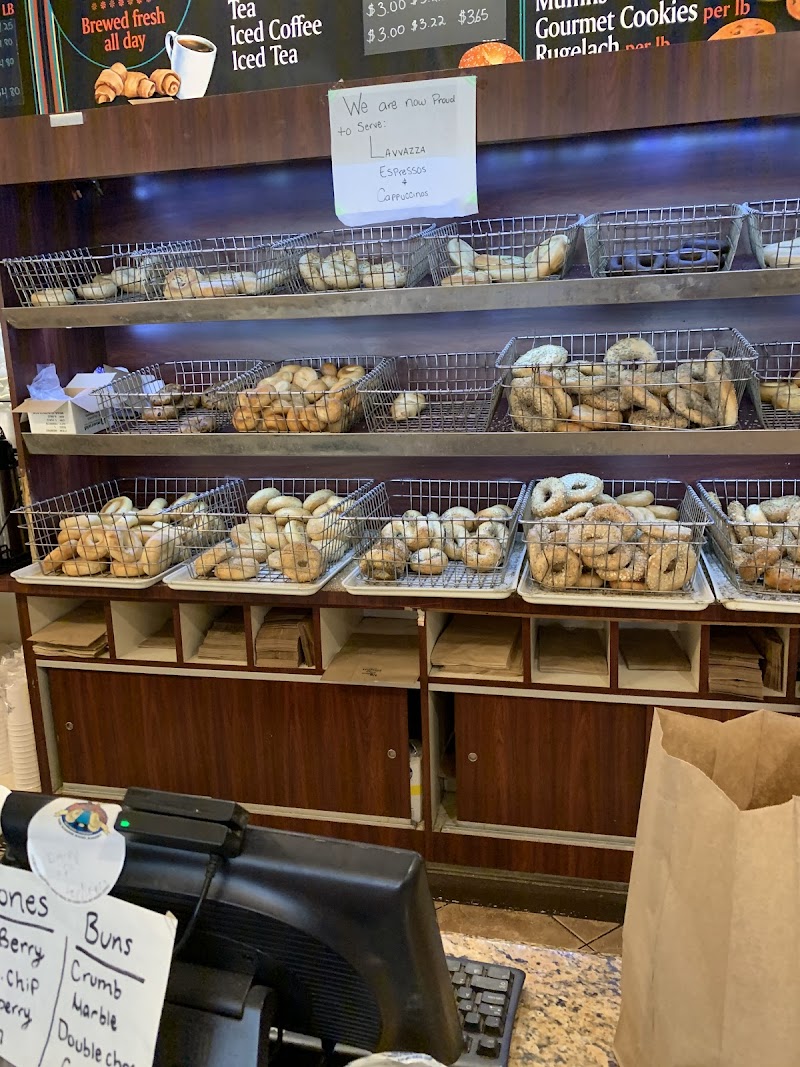 Bagel Mentch photo 4
