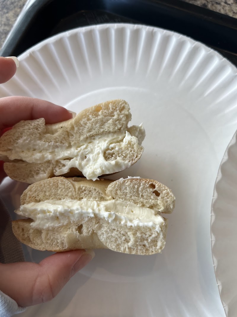 Bagel Mentch photo 5